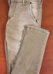2 Cream coloured jeans
