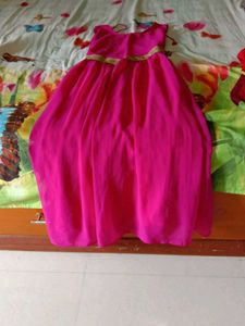 Sleeveless Customized Gown