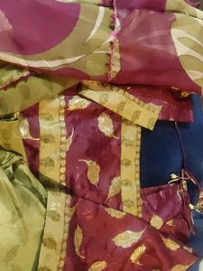 A Very Beautiful Satinsilk Suit With Dupatta & Chu