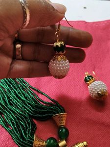 Green Beaded Necklace