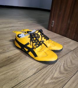 Onitsuka Tiger 🐯 Like New Condition