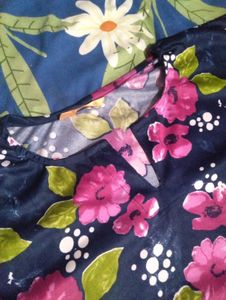 Women&#39;s Top