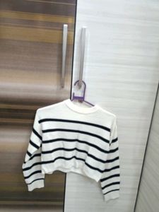 black stripped white cropped top