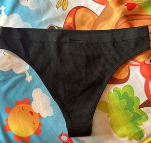 H&amp;M Seamless Brief