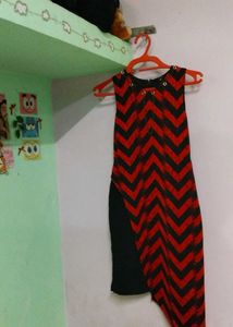 stackable,Chic Red & Black Dress  .