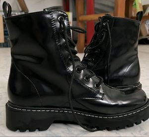 H&amp;M Boots