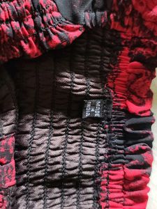 Red &amp; Black Print Top