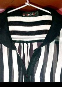 🔥Girls Black &amp; White Stylish Shirt🔥