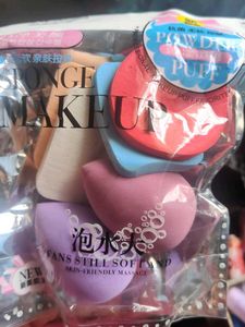 Pack Of 6 Piece Makeup Puffs And Sponges