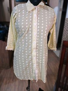 Floral Embroidered Button-Down Tunic