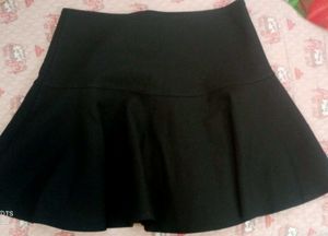 Cute Black Skirt