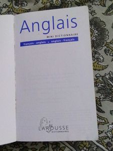Larousse French Mini Dictionary