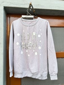 Stylish Lavender Sweatshirt