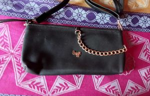 New Baggit Sling