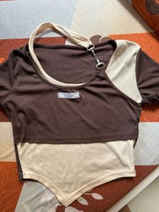 Color Block Crop Top