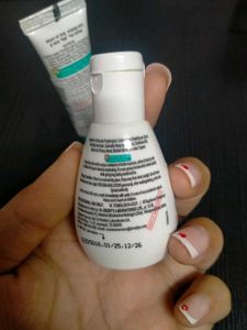 Venusia Max Moisturizing Cream