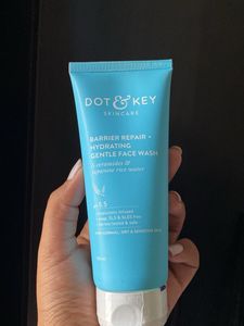 Dot & Key Repair Barrier Face Wash