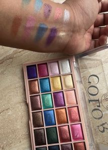From Dubai Color24 Feraas  Eyeshadow Palette