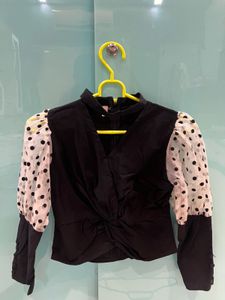 Stylish Black Top w/ Polka Dot Sleeves