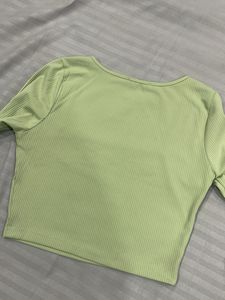 Green Long Sleeve Top