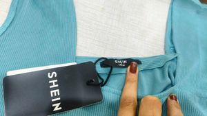 Blue Sleeveless Crop Top