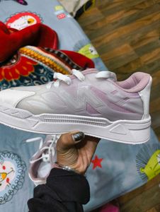 New Women Trendy Sneakers