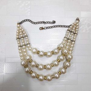 pearl necklace