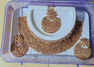 Gorgeous Gems Brass Rose Gold Jewellery Set