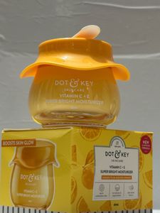 Dot & Key Super Bright Moisturizer