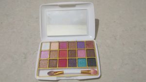 Eye Shadow Palette