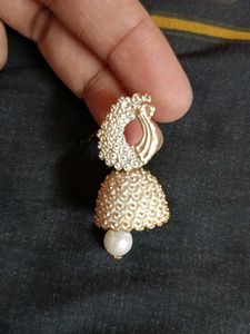 White Jhumka Earring