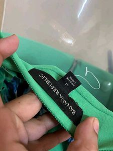 pinterest banana republic branded skirt