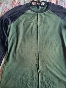 Full Sleeves Tshirt Green And Black Size L