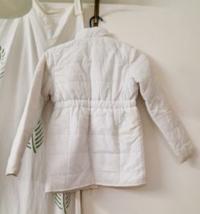 Winter Wear Jacket With Detachable Hood