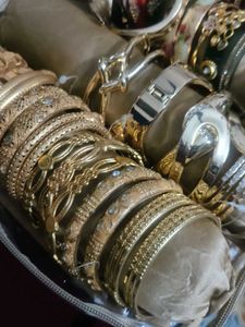 Golden kanganSetpolish kabhi nahin jayegi gold loo