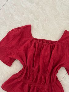 Red cinced Waist Top