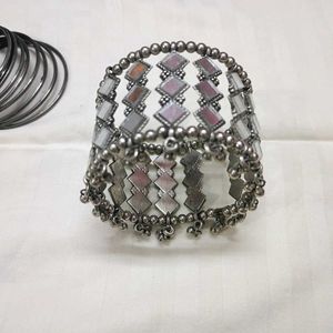 Bangles &amp; Bracelet