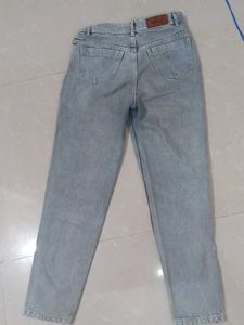 Light Wash Jeans