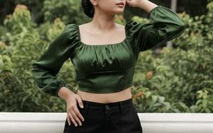 Green Long Sleeve Crop Top