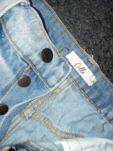 Light Wash ripped Denim Jeans