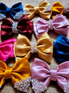 Pearl Hair Bow