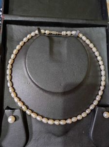 Pearl Necklace Set