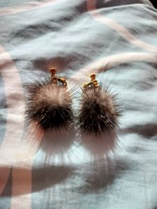 A Pair Of 👂