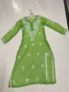 Sale !! Hurry Up Combo Kurti + Freebie Top
