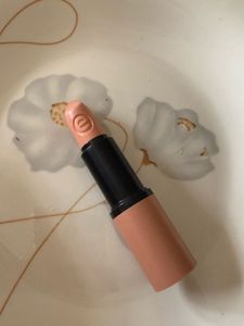 🆕 Nude Lipstick