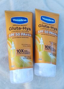 2 Pack ❤️ Vaseline Gluta-Hya Sunscreens 🌞