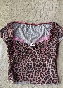 Y2K Cheetah Print Top With A Pink Bow