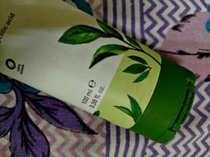 Plum Green Tea Face Wash