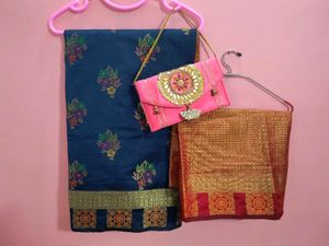 Elegant Saree with Free Purse
