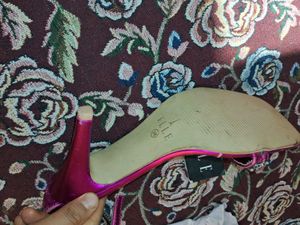 Elle Metallic pink high-heels👠👠👠👠